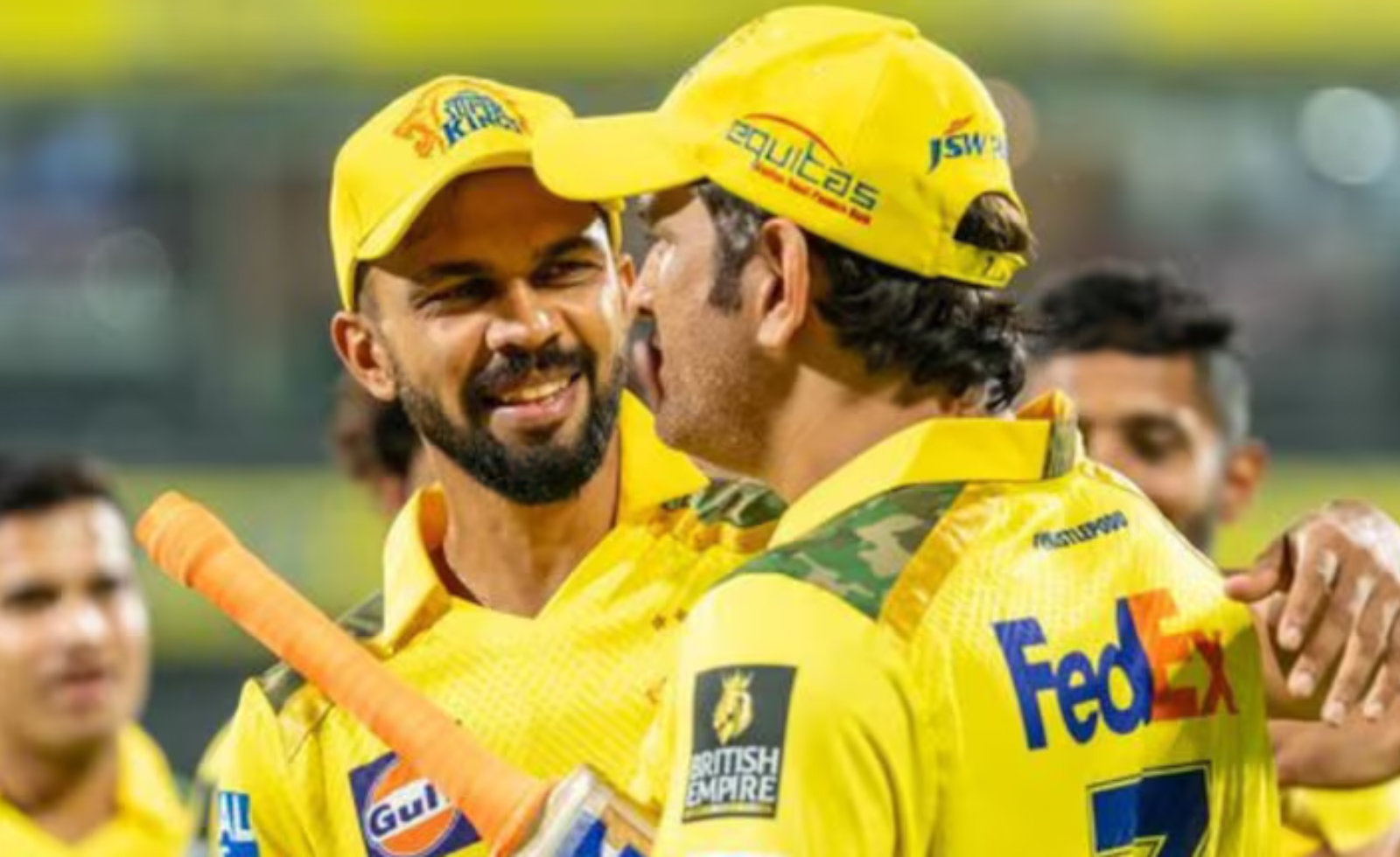 MS DHONI AND RUTURAJ GAIKWAD